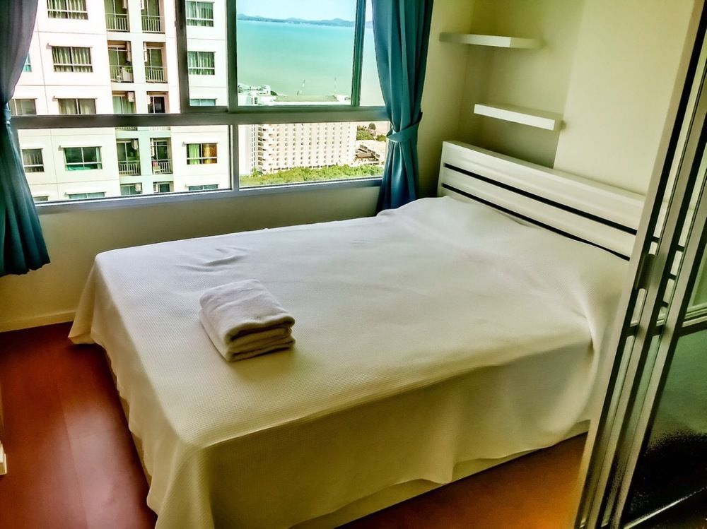 Hotel Lumpini Seaview Jomtien By Parikal Zewnętrze zdjęcie