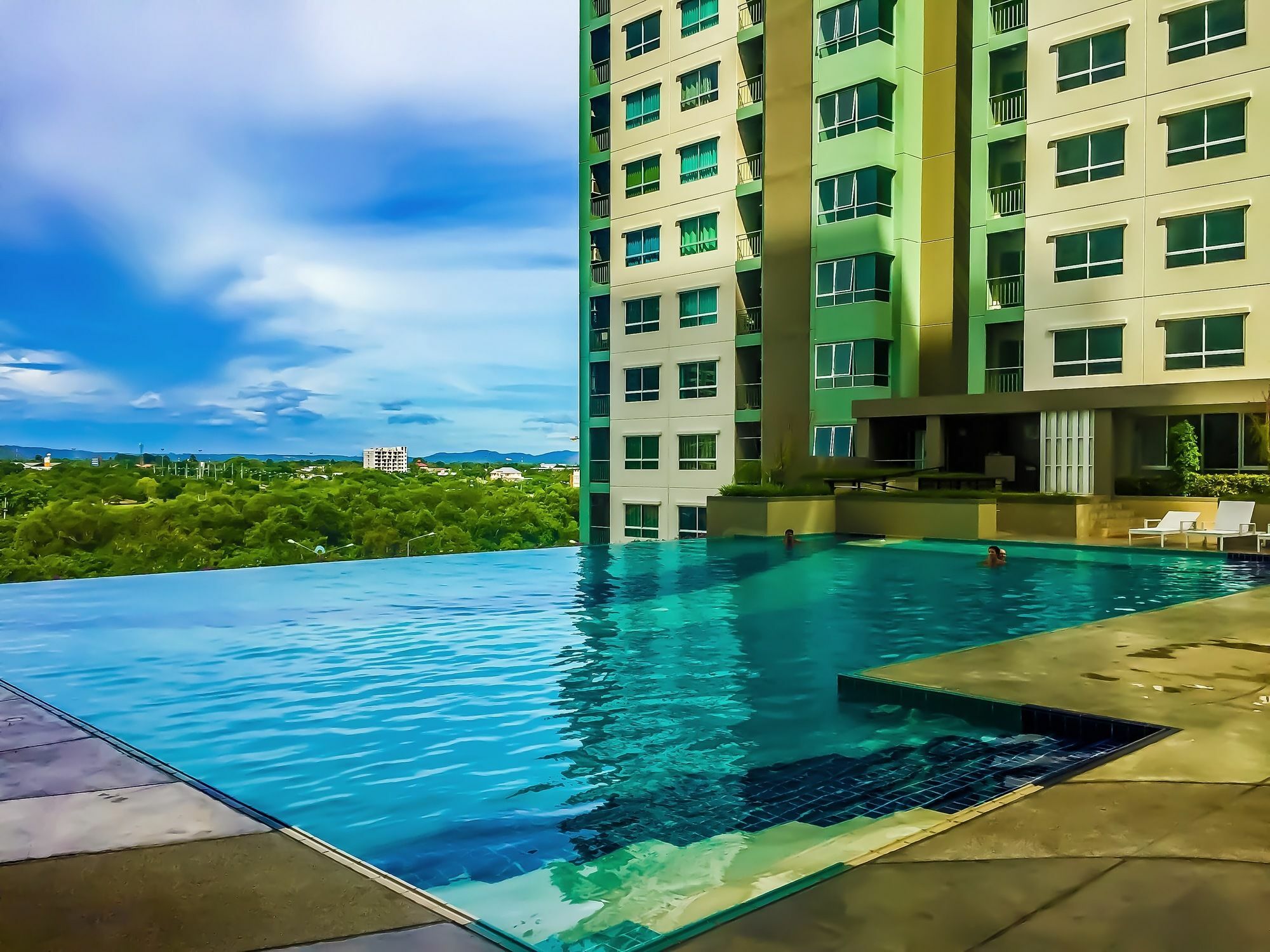 Hotel Lumpini Seaview Jomtien By Parikal Zewnętrze zdjęcie